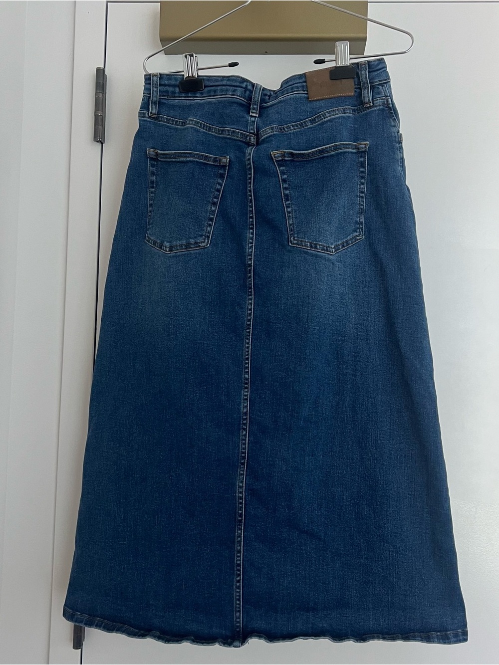 Ruti THE ICONIC DENIM MIDI SKIRT Size 8 - Picture 7 of 10